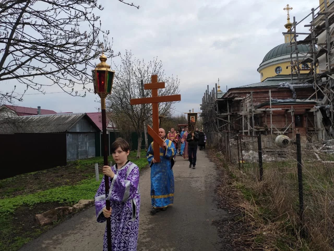 Все в страхе замерло вокруг