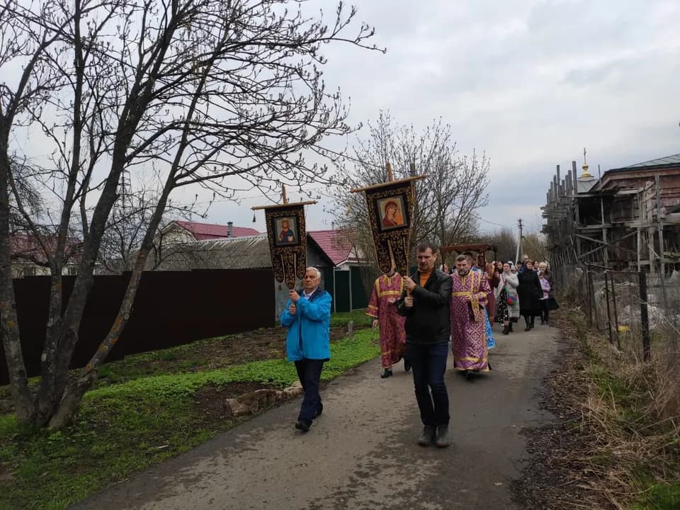Все в страхе замерло вокруг