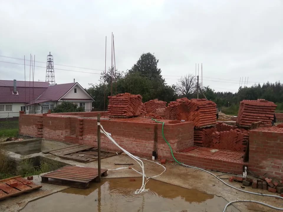 Растут стены храма. 8.09.13