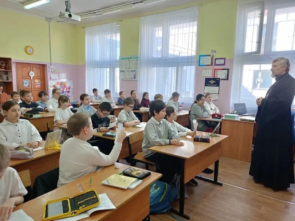26 марта прошёл очередной факультативный урок духовенства нашего храма в Бреховской…