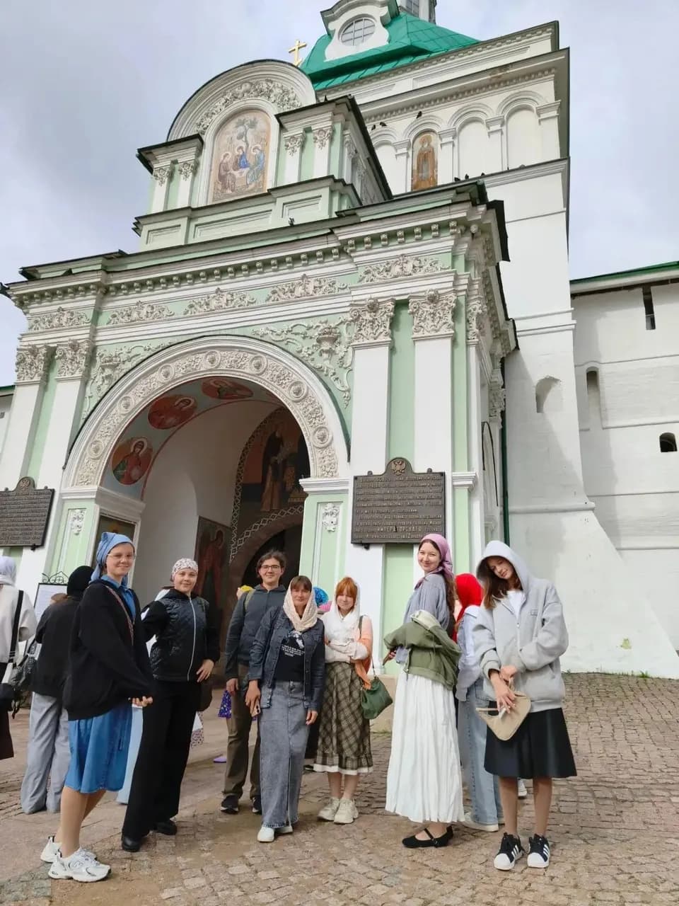 В предверии празднования Дня семьи, любви и верности молодежная группа нашего храма…