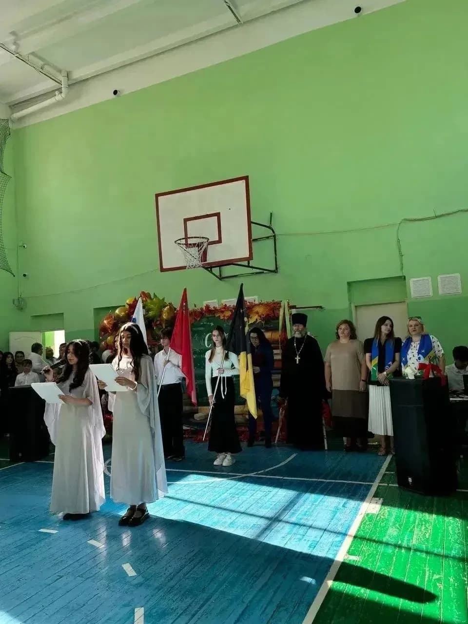 1 сентября духовенство нашего храма традиционно приняло участие в торжественных…