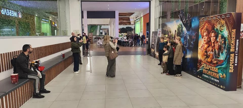 В воскресенье, 27 сентября, после Литургии дети нашей Воскресной школы вместе с…